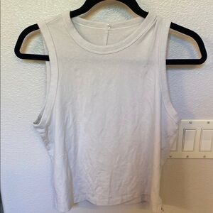 Lululemon Off- White Cropped Tank.